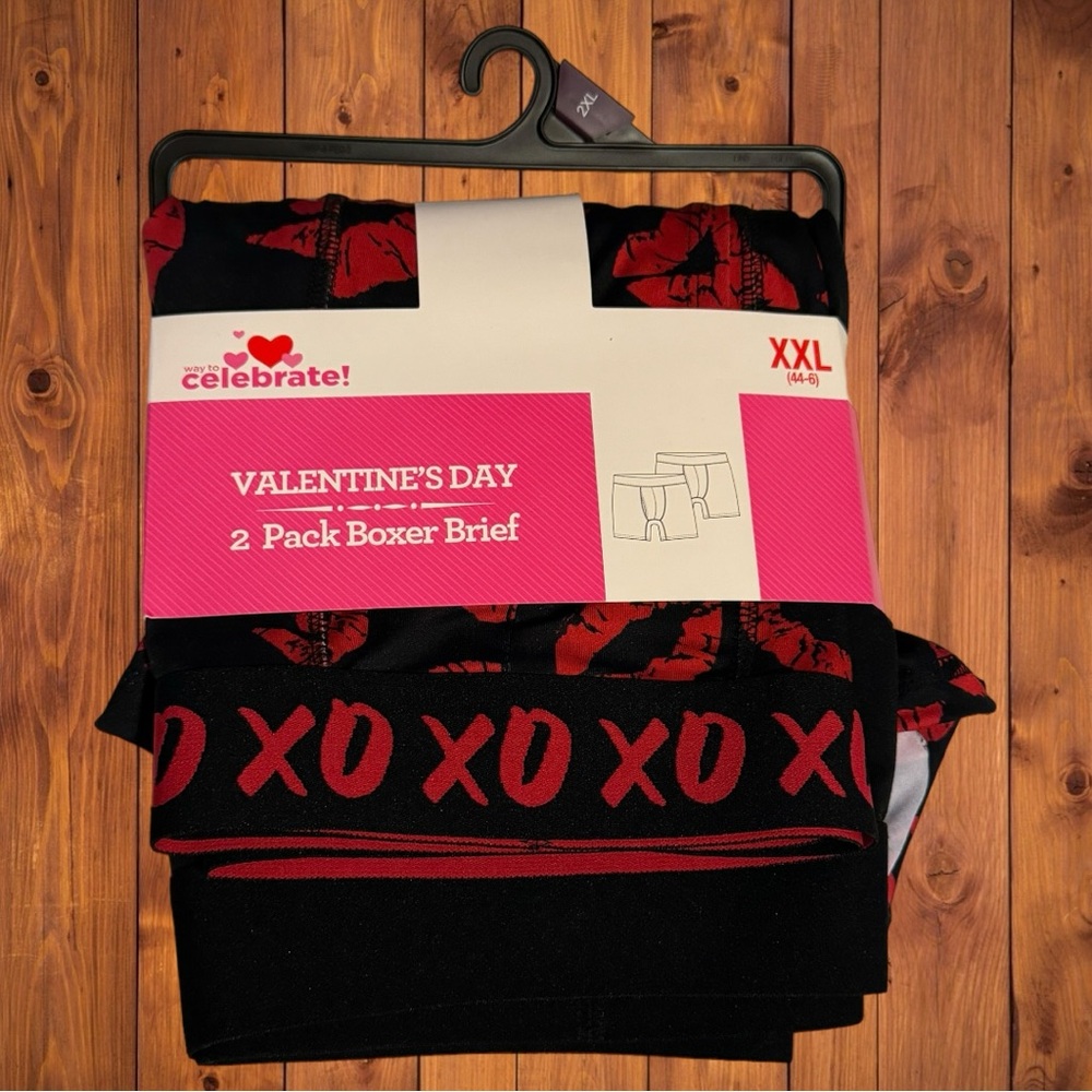 Valentine’s Day Men’s Cupid Kiss Mark Underwear Men’s Boxer Briefs Festive Heart
